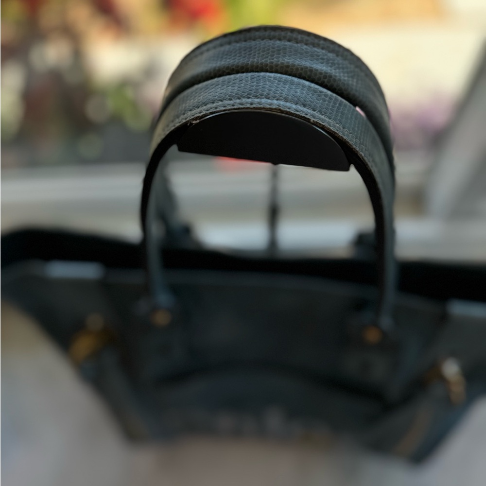 Chloe Blue Tote Bag - Picture 11 of 16